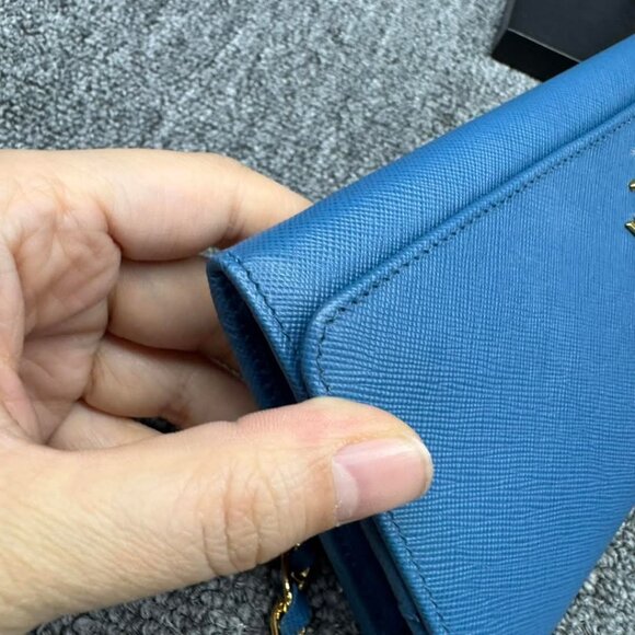 Prada Leather Shoulder Bag 450-032725 - Picture 8 of 14